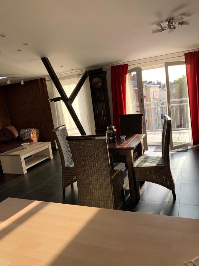 Nordsee Und City Fusslaufig - Luxeriose Fewo Mit Grossem Balkon Wilhelmshaven Exterior photo