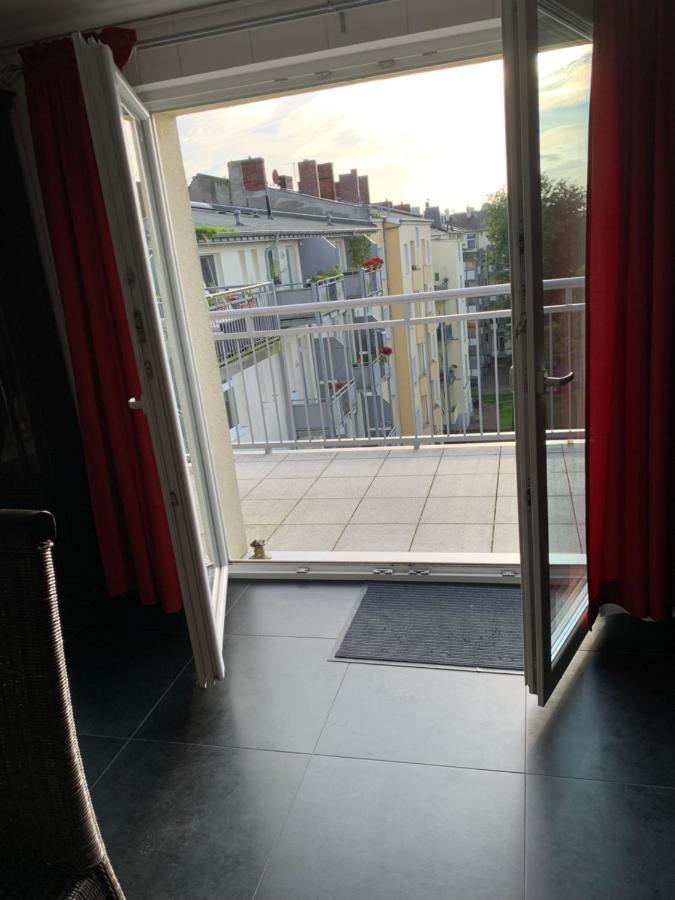 Nordsee Und City Fusslaufig - Luxeriose Fewo Mit Grossem Balkon Wilhelmshaven Exterior photo